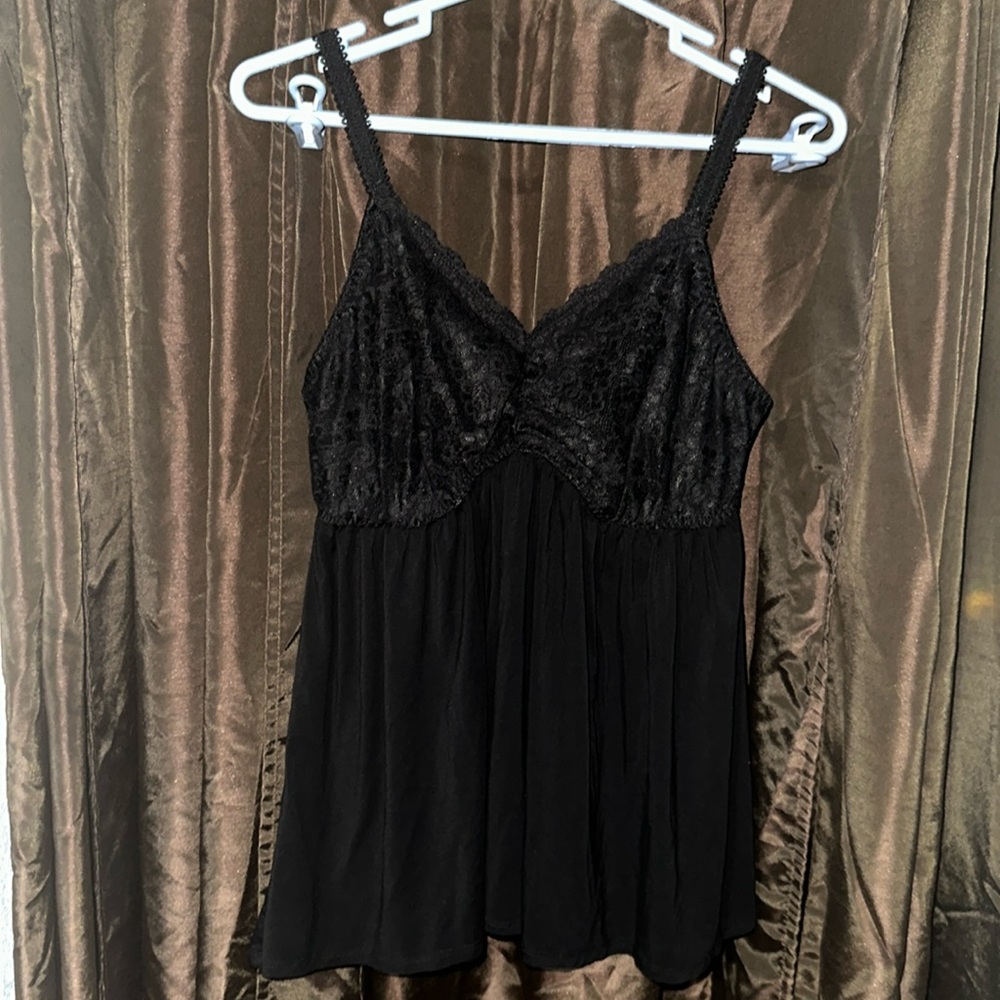 Torrid size 1 black lace sleep tank & size 1 black drawstring short set